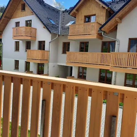 Apartment Krysztal A10, Garaz *